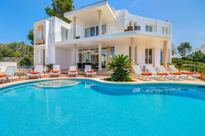 Villa Ses Arcades by Villa Plus